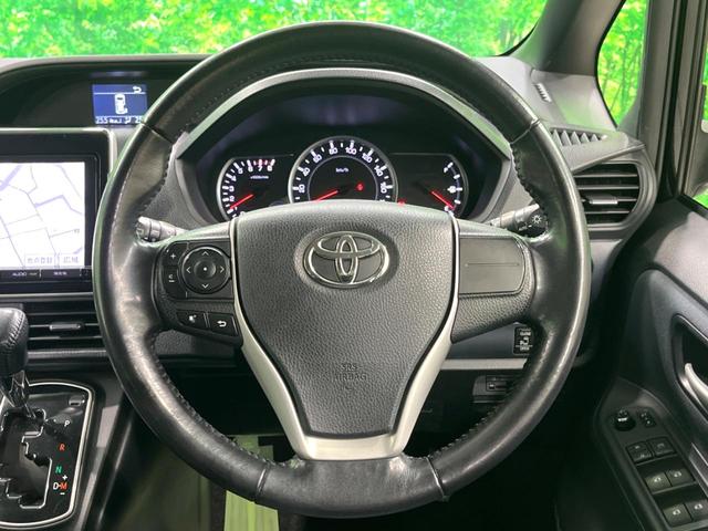 ヴォクシー ZS 純正9インチナビ 後席モニター 両側電動 バックカメラ フルセグ LEDヘッド Bluetooth ETC オートエアコン スマートキー 電動格納ミラー(12枚目)