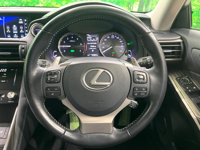 �y�����v�����X�e�A�����O�z�㎿�Ȋv���g�p���邱�ƂŁA��ɂ����������݂ƂĂ��^�]���₷���n���h���ł���