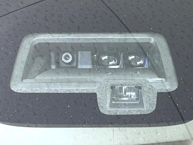 �y�X�Y�L�@�Z�[�t�e�B�T�|�[�g�z���s���ɑO���̎ԗ�����F�����A�Փ˂������Ȏ��͌x��ƃu���[�L�ŏՓˉ���Ɣ�Q�y�����A�V�X�g�B�����S�Ƀh���C�u�����y���݂��������܂��B