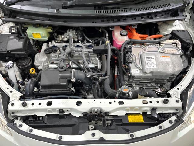 アクア Ｇ　純正ナビ　バックカメラ　ＥＴＣ　Ｂｌｕｅｔｏｏｔｈ　スマートキー　オートエアコン　純正１５インチアルミホイール　電動格納ミラー（19枚目）