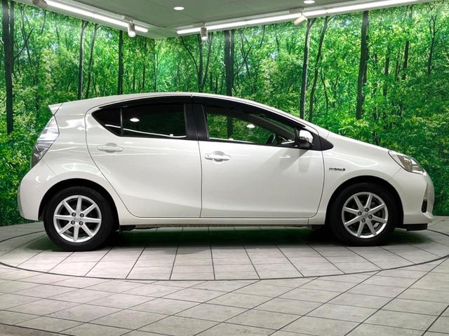 アクア Ｇ　純正ナビ　バックカメラ　ＥＴＣ　Ｂｌｕｅｔｏｏｔｈ　スマートキー　オートエアコン　純正１５インチアルミホイール　電動格納ミラー（22枚目）