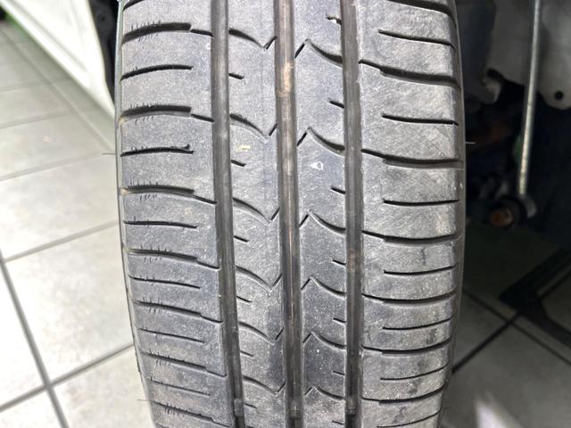 アクア Ｇ　純正ナビ　バックカメラ　ＥＴＣ　Ｂｌｕｅｔｏｏｔｈ　スマートキー　オートエアコン　純正１５インチアルミホイール　電動格納ミラー（49枚目）