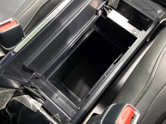 ヴォクシー ＺＳ　煌ＩＩＩ　後期　ＢＩＧ－Ｘ９インチナビ　後席モニター　バックカメラ　両側電動スライド　ＥＴＣ　ドラレコ　フルセグ　Ｂｌｕｅｔｏｏｔｈ　ハーフレザーシート　コーナーセンサー　ＬＥＤヘッド　スマートキー（49枚目）