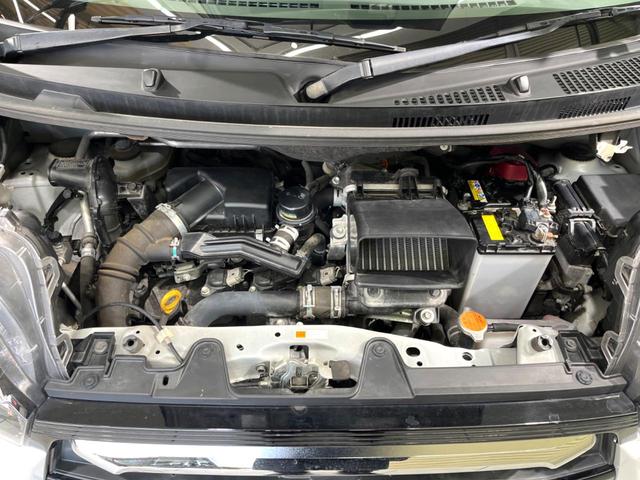 タント カスタムＲＳ　純正ナビ　バックカメラ　両側電動スライド　ターボ　ＥＴＣ　衝突軽減　コーナーセンサー　シートヒーター　ハーフレザーシート　フルセグ　Ｂｌｕｅｔｏｏｔｈ　ＬＥＤヘッド　スマートキー　電動格納ミラー（19枚目）