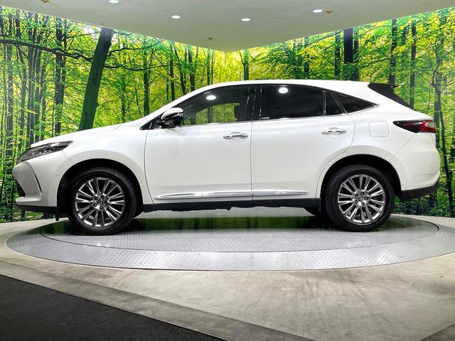 ハリアー プレミアム　ムーンルーフ　純正９インチナビ　バックカメラ　衝突軽減　レーダークルーズ　ハーフレザー　電動リアゲート　パワーシート　電子パーキング　ドラレコ　フルセグ　ＥＴＣ　Ｂｌｕｅｔｏｏｔｈ　ＬＥＤヘッド（23枚目）