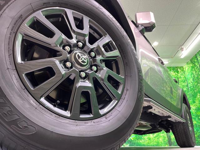 �y�����P�W�C���`�A���~�z�C�[���z�O�ςɃ}�b�`���������A���~�z�C�[���𑕒����Ă���܂��B�e��ЊO�A���~�z�C�[����A�X�^�b�h���X�^�C�����戵�����Ă���܂��B���񂲑��k����������