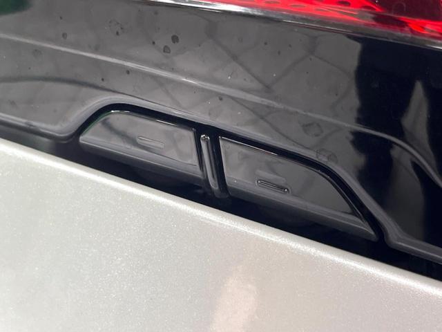 アルファードハイブリッド Ｚ　サンルーフ　ユニバーサルステップ　シグネチャーイルミブレード　純正１４インチナビ　全周囲カメラ　両側電動スライド　ＢＳＭ　衝突軽減　レーダークルーズ（36枚目）