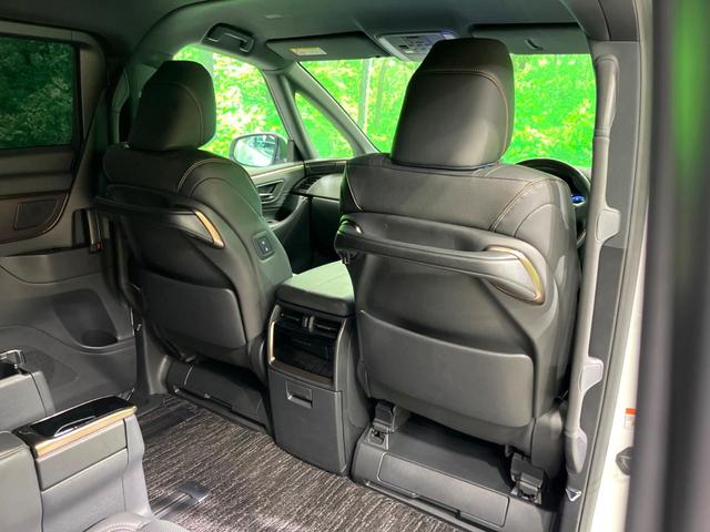 アルファードハイブリッド Ｚ　サンルーフ　ユニバーサルステップ　シグネチャーイルミブレード　純正１４インチナビ　全周囲カメラ　両側電動スライド　ＢＳＭ　衝突軽減　レーダークルーズ（37枚目）