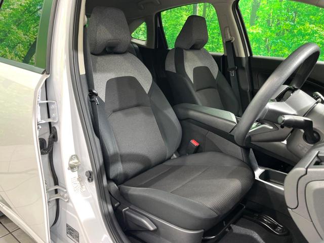 ノート Ｓ　ナビ　バックカメラ　衝突軽減　コーナーセンサー　ＥＴＣ　Ｂｌｕｅｔｏｏｔｈ　スマートキー　電子パーキング　オートエアコン　オートライト　電動格納ミラー（9枚目）