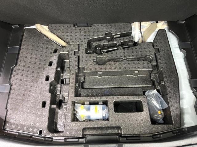 ノート Ｓ　ナビ　バックカメラ　衝突軽減　コーナーセンサー　ＥＴＣ　Ｂｌｕｅｔｏｏｔｈ　スマートキー　電子パーキング　オートエアコン　オートライト　電動格納ミラー（31枚目）