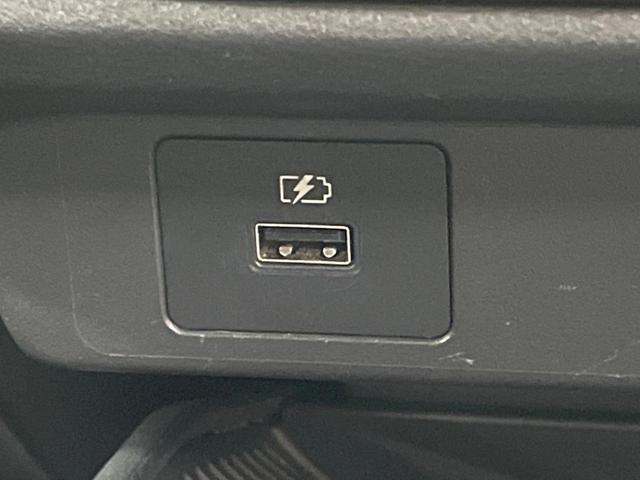 ノート Ｓ　ナビ　バックカメラ　衝突軽減　コーナーセンサー　ＥＴＣ　Ｂｌｕｅｔｏｏｔｈ　スマートキー　電子パーキング　オートエアコン　オートライト　電動格納ミラー（40枚目）