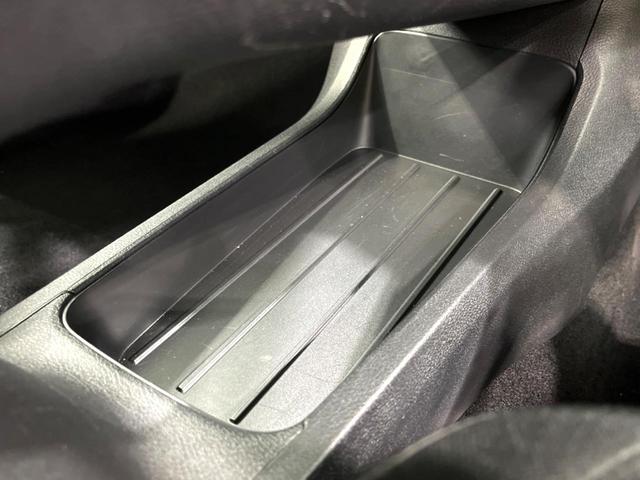 ノート Ｓ　ナビ　バックカメラ　衝突軽減　コーナーセンサー　ＥＴＣ　Ｂｌｕｅｔｏｏｔｈ　スマートキー　電子パーキング　オートエアコン　オートライト　電動格納ミラー（42枚目）