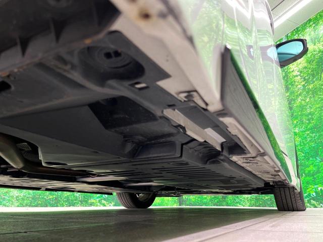 プリウス Ｚ　モデリスタエアロ　シグネチャーイルミ　純正１２インチナビ　全周囲カメラ　衝突軽減　レーダークルーズ　パワーシート　パワーバックドア　ステアリングヒーター（31枚目）