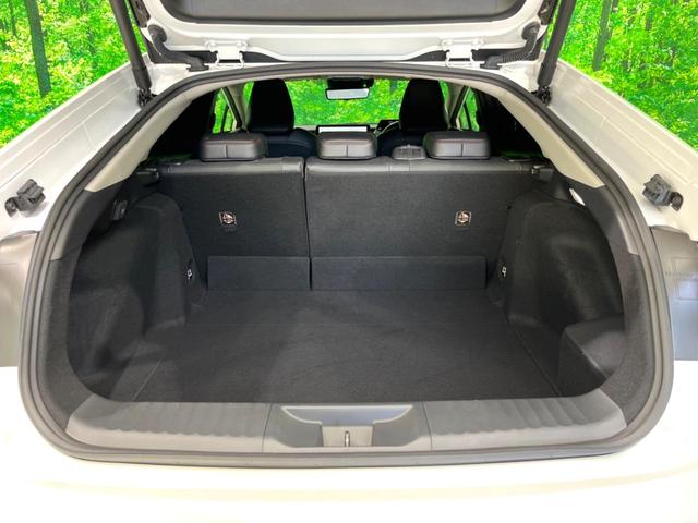 プリウス Ｚ　モデリスタエアロ　シグネチャーイルミ　純正１２インチナビ　全周囲カメラ　衝突軽減　レーダークルーズ　パワーシート　パワーバックドア　ステアリングヒーター（32枚目）