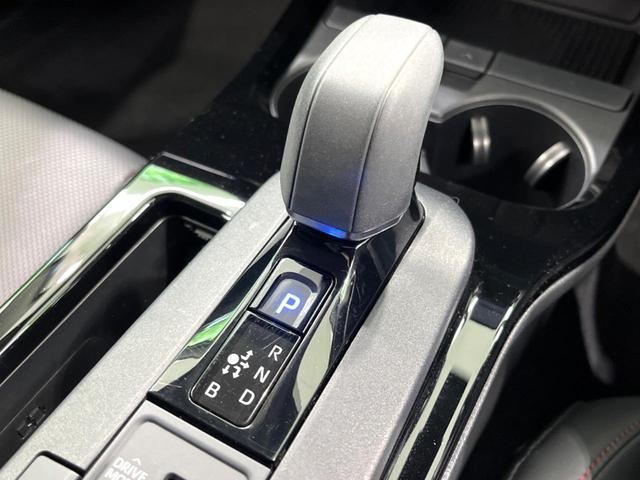 プリウス Ｚ　モデリスタエアロ　シグネチャーイルミ　純正１２インチナビ　全周囲カメラ　衝突軽減　レーダークルーズ　パワーシート　パワーバックドア　ステアリングヒーター（48枚目）