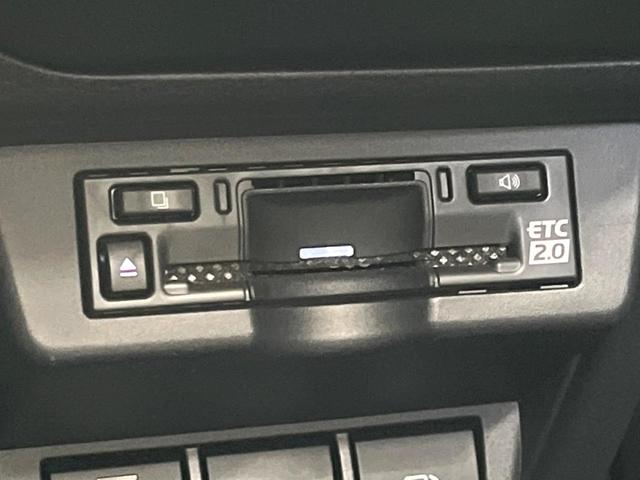 プリウス Ｚ　モデリスタエアロ　シグネチャーイルミ　純正１２インチナビ　全周囲カメラ　衝突軽減　レーダークルーズ　パワーシート　パワーバックドア　ステアリングヒーター（63枚目）