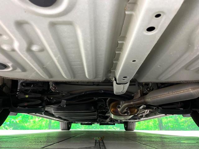 ノア ハイブリッドＧ　純正９インチナビ　両側電動　バックカメラ　禁煙車　ドラレコ　ＥＴＣ　ＬＥＤヘッド　衝突軽減　フルセグ　Ｂｌｕｅｔｏｏｔｈ　オートエアコン　オートハイビーム（21枚目）