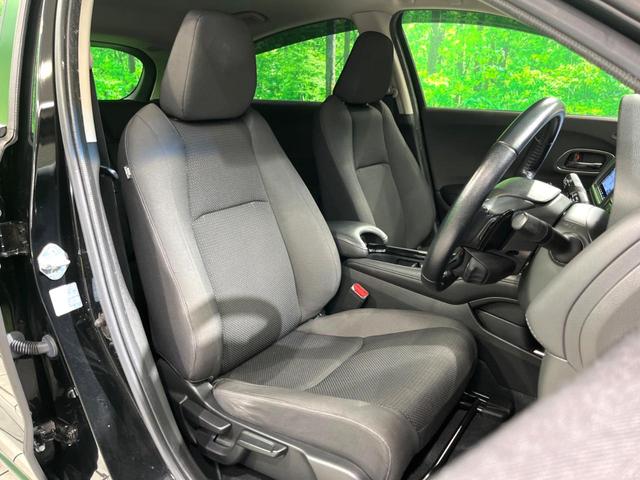 ヴェゼル ハイブリッドＸ・ホンダセンシング　後期　純正８インチナビ　バックカメラ　衝突軽減　レーダークルーズ　ＥＴＣ　ドラレコ　ＬＥＤヘッド　電子パーキング　スマートキー　オートエアコン　純正１６インチアルミホイール（9枚目）