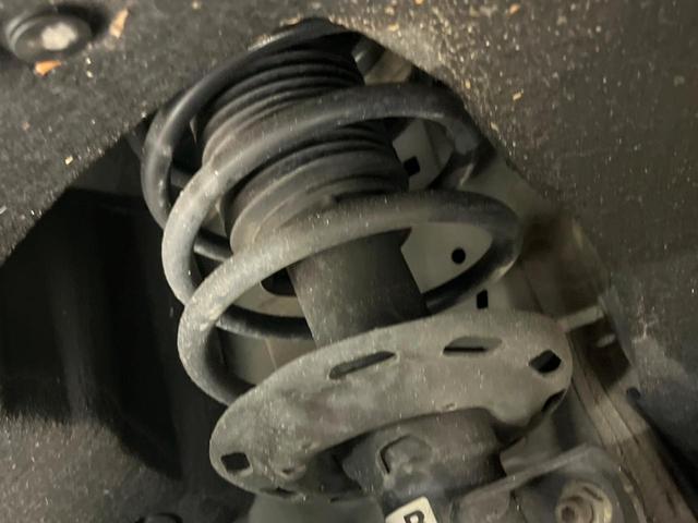 ヴェゼル ハイブリッドＸ・ホンダセンシング　後期　純正８インチナビ　バックカメラ　衝突軽減　レーダークルーズ　ＥＴＣ　ドラレコ　ＬＥＤヘッド　電子パーキング　スマートキー　オートエアコン　純正１６インチアルミホイール（20枚目）