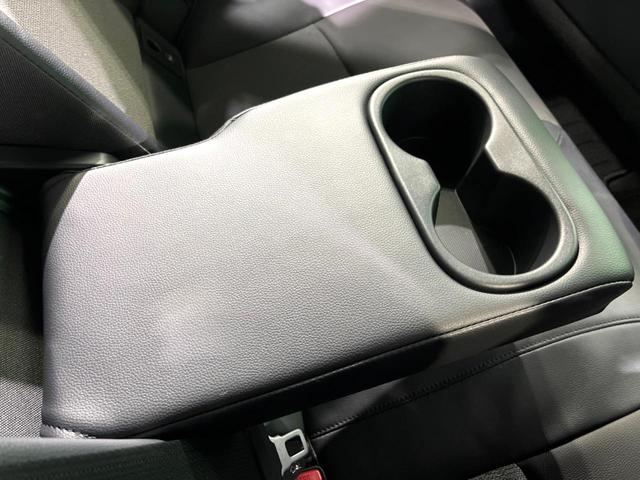 カローラクロス ハイブリッド　Ｚ　純正１０インチＤＡ　全周囲カメラ　衝突軽減　レーダークルーズ　黒革シート　ＥＴＣ　ＢＳＭ　パワーバックドア　パワーシート　シートヒーター　クリアランスソナー　電子パーキング（41枚目）
