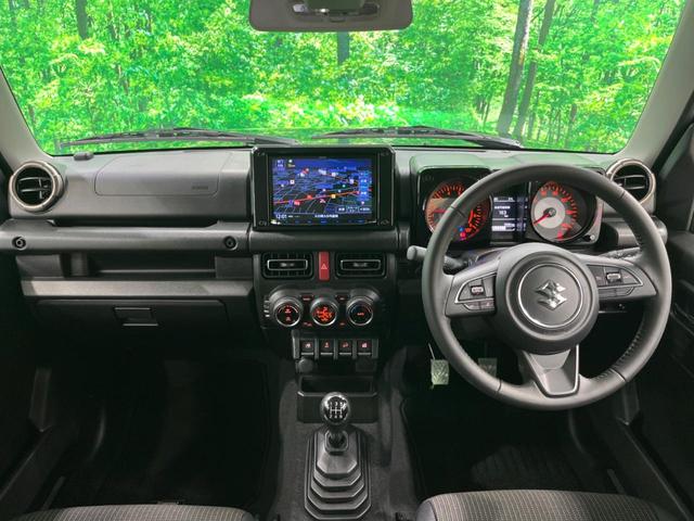 ジムニー ＸＣ　ＭＴ車　８インチナビ　バックカメラ　ＥＴＣ　４ＷＤ　衝突軽減　スマートキー　ＬＥＤヘッド　クルーズコントロール　シートヒーター　オートエアコン（2枚目）