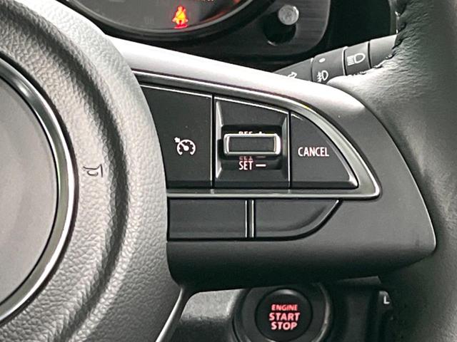 ジムニー ＸＣ　ＭＴ車　８インチナビ　バックカメラ　ＥＴＣ　４ＷＤ　衝突軽減　スマートキー　ＬＥＤヘッド　クルーズコントロール　シートヒーター　オートエアコン（6枚目）