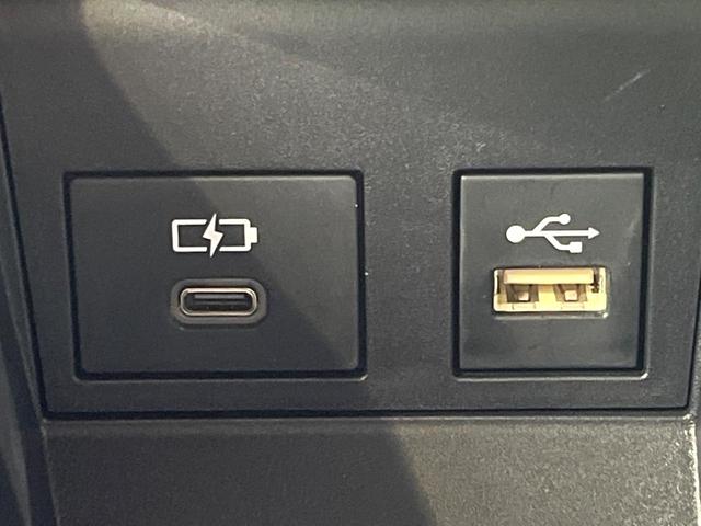 ヴォクシー Ｓ－Ｚ　７人　純正１０インチナビ　後席モニター　両側電動スライドドア　バックカメラ　ＥＴＣ　衝突軽減　レーダークルーズ　シートヒーター　電子パーキング　ＬＥＤヘッド　スマートキー（65枚目）