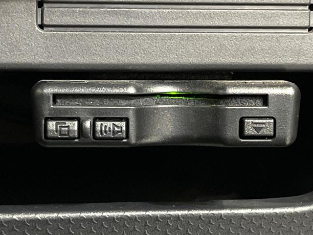 ハスラー Ｇ　ツートン　純正ナビ　バックカメラ　ＥＴＣ　ドラレコ　衝突軽減　シートヒーター　スマートキー　アイドリングストップ　オートエアコン　横滑り防止装置（5枚目）