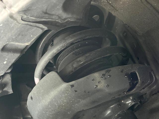 プリウス Ｚ　モデリスタエアロ　シグネチャーイルミ　１９インチモデリスタアルミホイール　純正１２インチナビ　全周囲カメラ　ＡＣ１００Ｖ　衝突軽減　レーダークルーズ　レザー調シート　　パワーシート　パワーバックドア（20枚目）