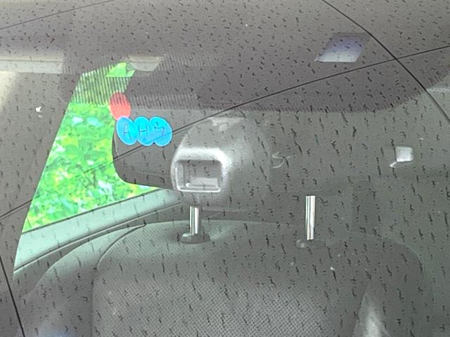 �y�v���N���b�V���Z�[�t�e�B�z�O���̎ԗ��������m���A�Փ˂������Ȏ��͌x��Œ��ӂ𑣂��A�u���[�L�𓥂ޗ͂��T�|�[�g�B�u���[�L�𓥂߂Ȃ������ꍇ�͏Փ˔�Q�y���u���[�L���쓮�A�Փˉ�����T�|�[�g���܂��B