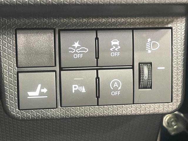 タント Ｘ　フリップダウンモニター　純正ナビ　電動スライドドア　衝突被害軽減システム　禁煙車　コーナーセンサー　スマートキー　ＬＥＤヘッド　ビルトインＥＴＣ　オートライト　オートエアコン　　ＣＤ　ＤＶＤ再生（8枚目）