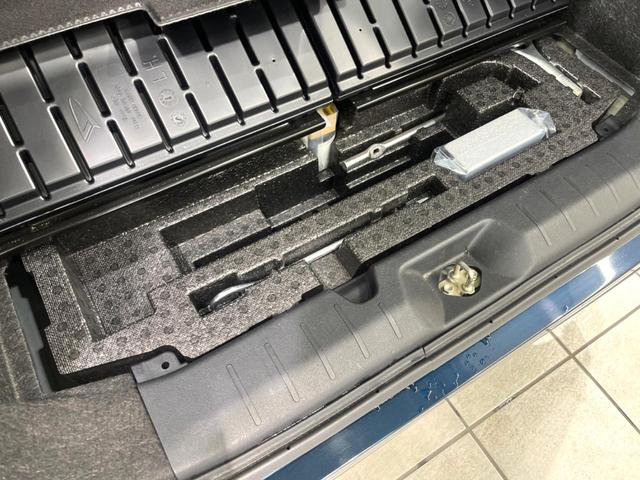 タント Ｘ　フリップダウンモニター　純正ナビ　電動スライドドア　衝突被害軽減システム　禁煙車　コーナーセンサー　スマートキー　ＬＥＤヘッド　ビルトインＥＴＣ　オートライト　オートエアコン　　ＣＤ　ＤＶＤ再生（30枚目）