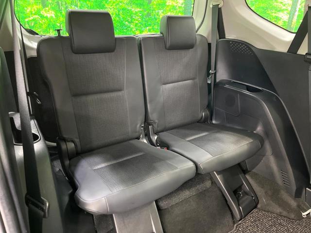 シエンタ ハイブリッドＧ　クエロ　禁煙　ＢＩＧーＸ９インチナビ　両側電動スライド　ＯＰ１６インチアルミホイール　バックカメラ　衝突軽減　ハーフレザーシート　コーナーセンサー　スマートキー　ＬＥＤヘッド　ＥＴＣ（10枚目）