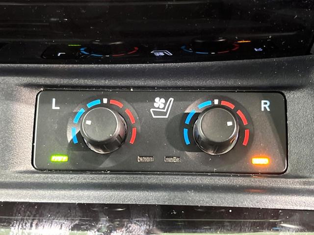 アルファード ２．５Ｓ　Ｃパッケージ　サンルーフ　ＢＩＧＸ１１インチナビ　後席モニター　両側電動　３眼ＬＥＤ　バックカメラ　デジタルインナーミラー　衝突軽減　レーダークルーズ　電動リアゲート　レザー調シート　前席シートエアコン　ドラレコ（52枚目）