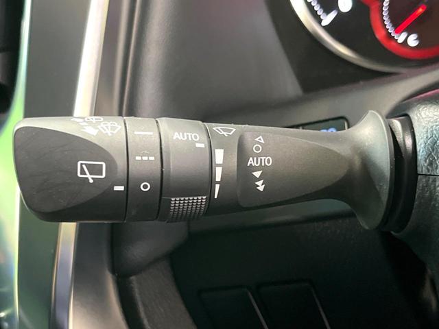 アルファード ２．５Ｓ　Ｃパッケージ　サンルーフ　ＢＩＧＸ１１インチナビ　後席モニター　両側電動　３眼ＬＥＤ　バックカメラ　デジタルインナーミラー　衝突軽減　レーダークルーズ　電動リアゲート　レザー調シート　前席シートエアコン　ドラレコ（55枚目）