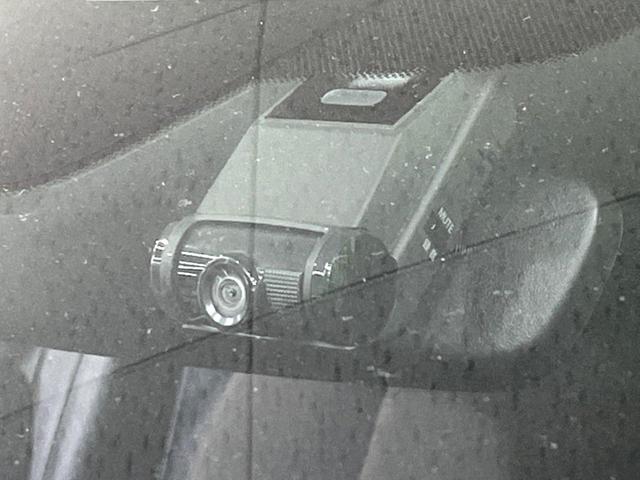 ＭＡＺＤＡ３セダン ２０Ｓプロアクティブ　ツーリングセレクション　純正８型ナビ　全周囲カメラ　ＢＯＳＥサウンド　衝突軽減システム　レーダークルーズ　パワーシート　ドラレコ　コーナーセンサー　スマートキー　ＬＥＤヘッド　ビルトインＥＴＣ　純正１８インチアルミ（6枚目）