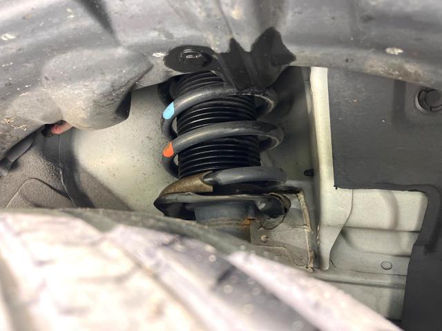 ノート ｅ－パワー　Ｘ　禁煙車　純正ナビ　全周囲カメラ　衝突軽減装置　ドラレコ　ＥＴＣ　Ｂｌｕｅｔｏｏｔｈ　デジタルインナーミラー　コーナーセンサー　ＬＥＤヘッド　純正１５インチアＡＷ　オートライト／エアコン　スマートキー（20枚目）