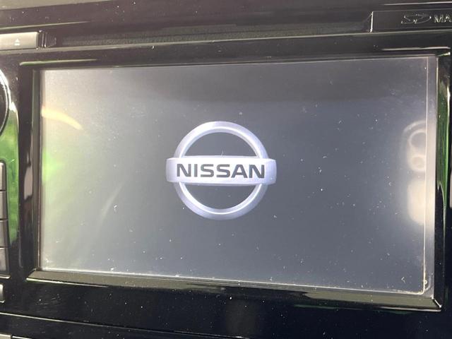 �y�����i�r�z�l�C�̏����i�r�𑕔����Ă���܂��B�i�r�̎g���₷���͂������A�I�[�f�B�I�@�\���[���I�L�����v�◷�s�͂������A�ʋ΂┃�����ȂǕ��i�̃h���C�u���y�����Ȃ�͂���