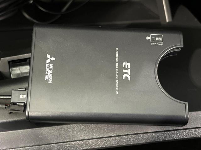 セレナ ハイウェイスター　後期　ＳＤナビ　バックカメラ　電動スライド　ＢＳＭ　衝突軽減システム　コーナーセンサー　スマートキー　ＥＴＣ　クルコン　純正１５インチＡＷ　オートライト／エアコン　Ｂｌｕｅｔｏｏｔｈ接続　ＣＤ／ＤＶＤ（6枚目）