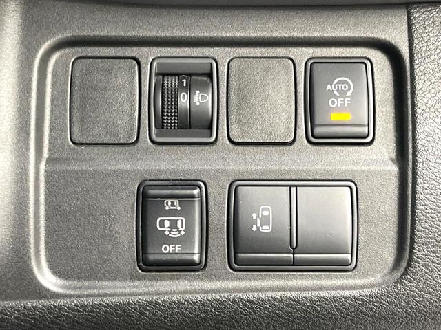 セレナ ハイウェイスター　後期　ＳＤナビ　バックカメラ　電動スライド　ＢＳＭ　衝突軽減システム　コーナーセンサー　スマートキー　ＥＴＣ　クルコン　純正１５インチＡＷ　オートライト／エアコン　Ｂｌｕｅｔｏｏｔｈ接続　ＣＤ／ＤＶＤ（7枚目）