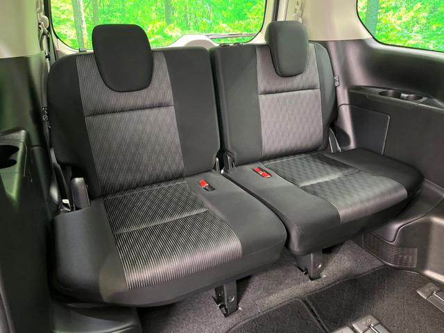 セレナ ハイウェイスター　後期　ＳＤナビ　バックカメラ　電動スライド　ＢＳＭ　衝突軽減システム　コーナーセンサー　スマートキー　ＥＴＣ　クルコン　純正１５インチＡＷ　オートライト／エアコン　Ｂｌｕｅｔｏｏｔｈ接続　ＣＤ／ＤＶＤ（10枚目）