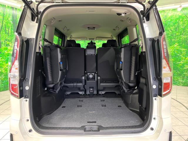 セレナ ハイウェイスター　後期　ＳＤナビ　バックカメラ　電動スライド　ＢＳＭ　衝突軽減システム　コーナーセンサー　スマートキー　ＥＴＣ　クルコン　純正１５インチＡＷ　オートライト／エアコン　Ｂｌｕｅｔｏｏｔｈ接続　ＣＤ／ＤＶＤ（48枚目）