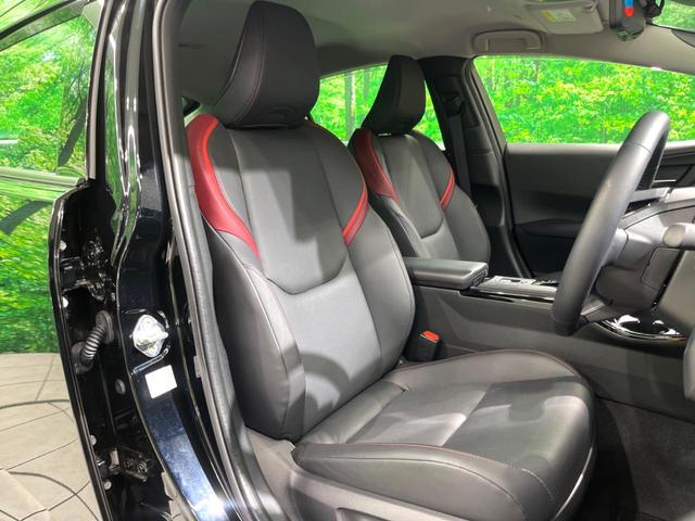 プリウス Ｚ　純正１２インチナビ　全周囲カメラ　黒革シート　衝突軽減　レーダークルーズ　パワーバックドア　ステアリングヒーター　ＥＴＣ２．０　ＡＣ１００Ｖ（9枚目）