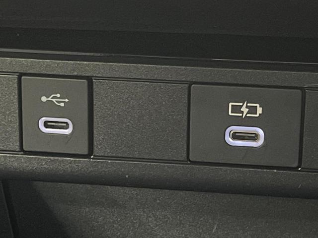 プリウス Ｚ　純正１２インチナビ　全周囲カメラ　黒革シート　衝突軽減　レーダークルーズ　パワーバックドア　ステアリングヒーター　ＥＴＣ２．０　ＡＣ１００Ｖ（41枚目）