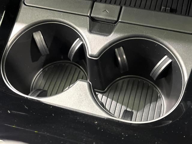 プリウス Ｚ　純正１２インチナビ　全周囲カメラ　黒革シート　衝突軽減　レーダークルーズ　パワーバックドア　ステアリングヒーター　ＥＴＣ２．０　ＡＣ１００Ｖ（43枚目）