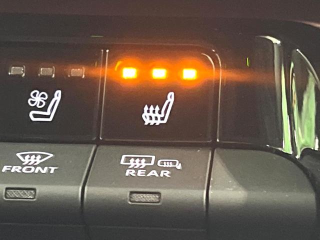 プリウス Ｚ　純正１２インチナビ　全周囲カメラ　黒革シート　衝突軽減　レーダークルーズ　パワーバックドア　ステアリングヒーター　ＥＴＣ２．０　ＡＣ１００Ｖ（49枚目）