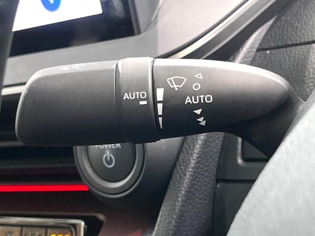 プリウス Ｚ　純正１２インチナビ　全周囲カメラ　黒革シート　衝突軽減　レーダークルーズ　パワーバックドア　ステアリングヒーター　ＥＴＣ２．０　ＡＣ１００Ｖ（50枚目）