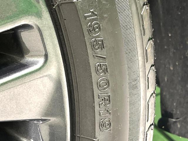 プリウス Ｚ　純正１２インチナビ　全周囲カメラ　黒革シート　衝突軽減　レーダークルーズ　パワーバックドア　ステアリングヒーター　ＥＴＣ２．０　ＡＣ１００Ｖ（67枚目）