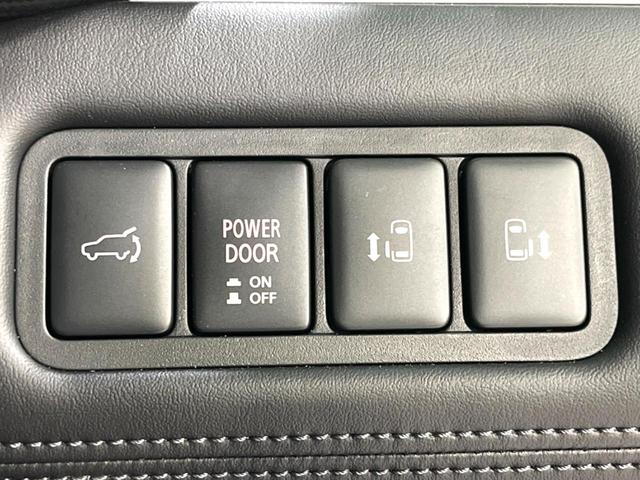 デリカＤ：５ Ｐ　純正１０．１型ナビ　電動ステップレス　バックカメラ　レーダークルーズ　バックドア　衝突軽減　シートヒーター　ＥＴＣ　ドラレコ　シートカバー　スマートキー　ナビ取付パッケージ＋後席モニター取付パッケージ（5枚目）