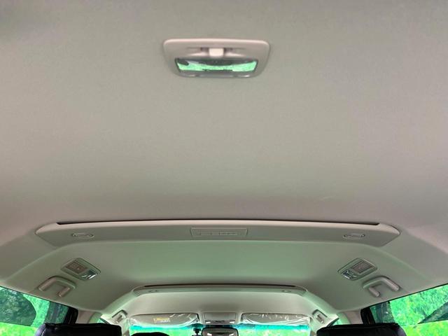 デリカＤ：５ Ｐ　純正１０．１型ナビ　電動ステップレス　バックカメラ　レーダークルーズ　バックドア　衝突軽減　シートヒーター　ＥＴＣ　ドラレコ　シートカバー　スマートキー　ナビ取付パッケージ＋後席モニター取付パッケージ（29枚目）